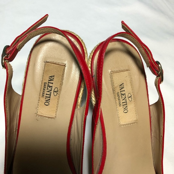 Valentino Garavani Italy red patent leather bow wedge espadrille sandals 38 - Picture 14 of 14